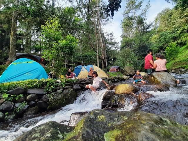 Tapian Ratu Camp Real Bukittinggi Buitenkant foto