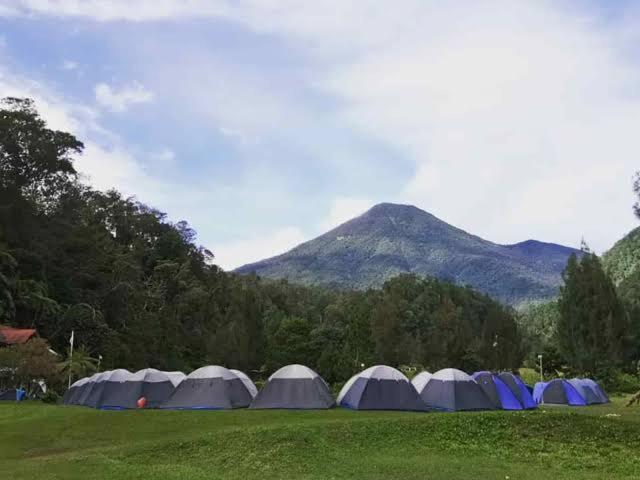 Tapian Ratu Camp Real Bukittinggi Buitenkant foto
