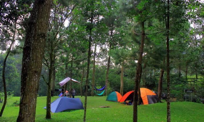Tapian Ratu Camp Real Bukittinggi Buitenkant foto