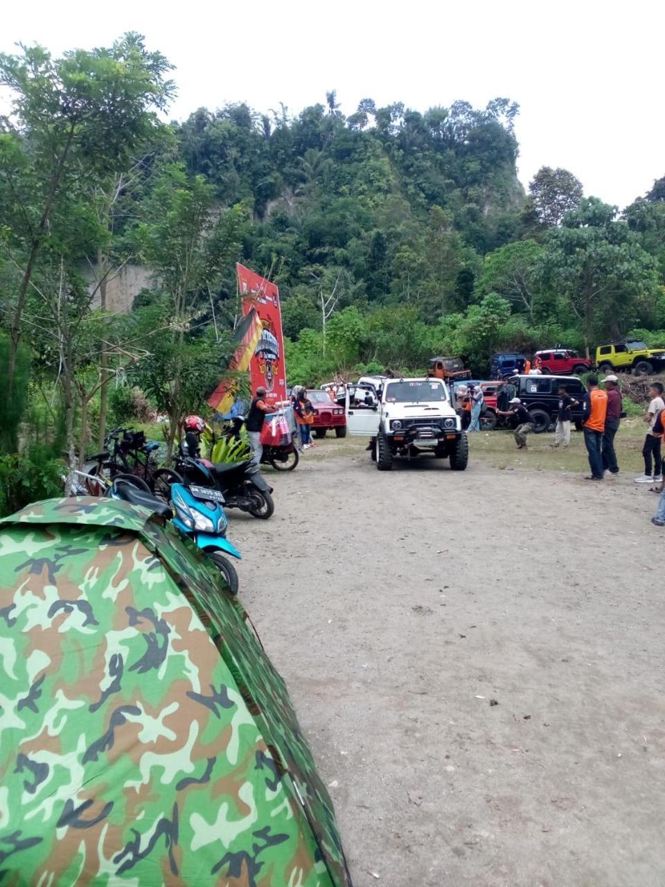 Tapian Ratu Camp Real Bukittinggi Buitenkant foto