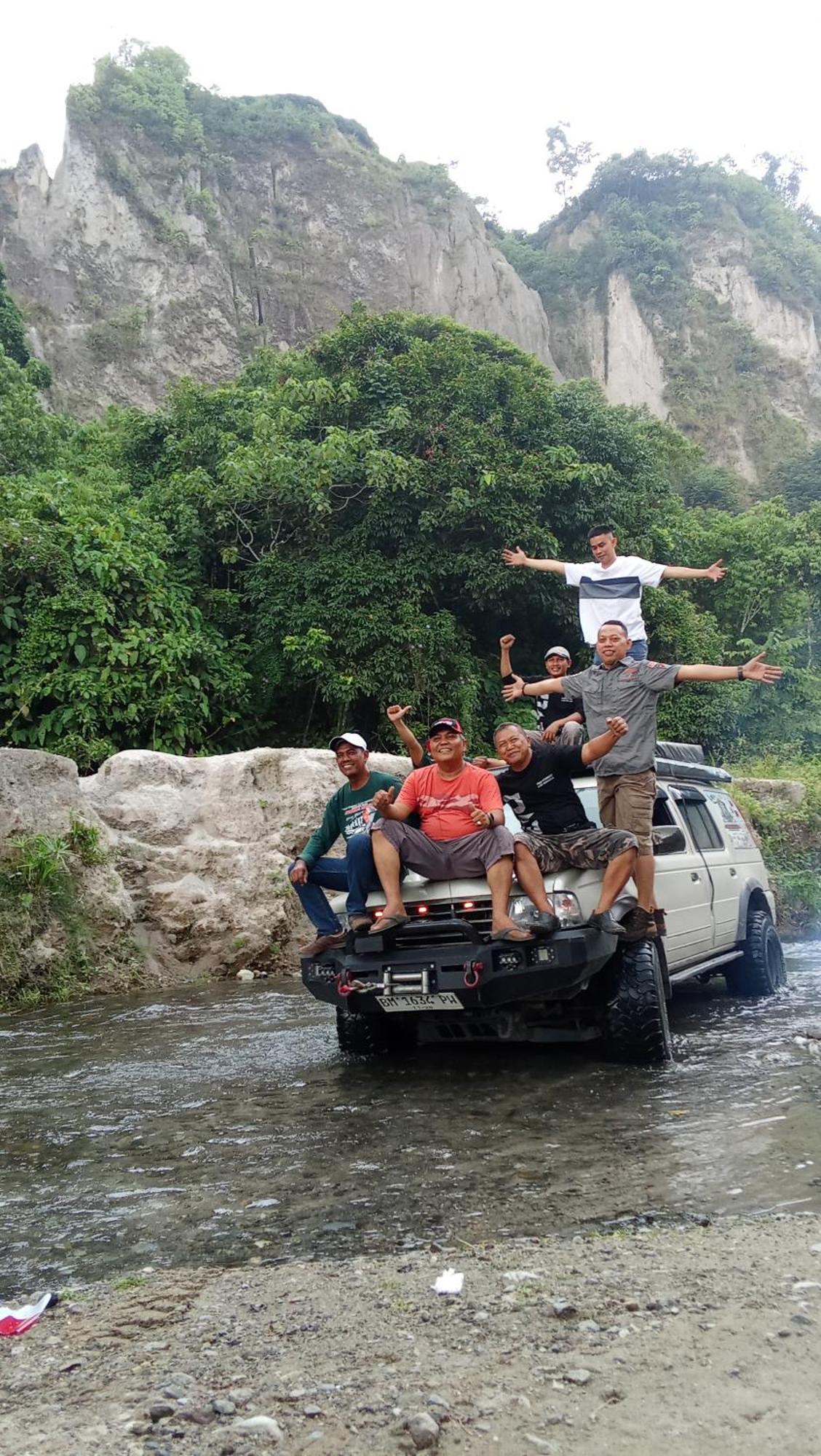Tapian Ratu Camp Real Bukittinggi Buitenkant foto
