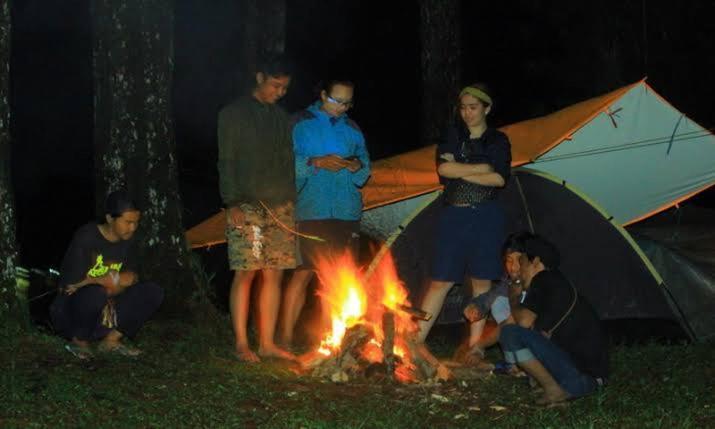 Tapian Ratu Camp Real Bukittinggi Buitenkant foto